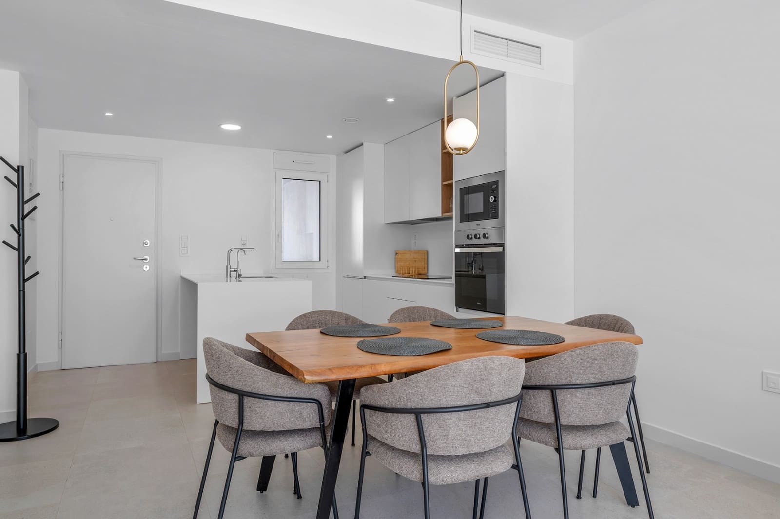 2 sovrum Lägenhet till salu i Pilar de la Horadada med pool - 269 000 € (Ref: 9819482)