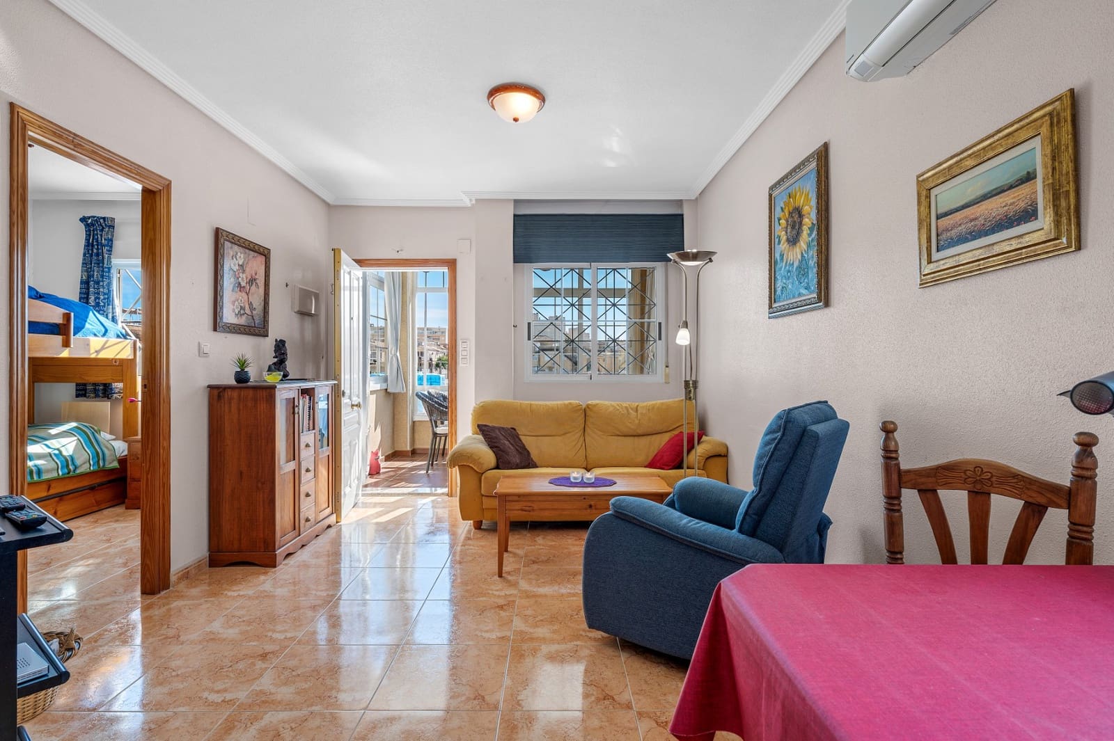 2 soverom Leilighet til salgs i Torrevieja med svømmebasseng - € 149 000 (Ref: 9819483)