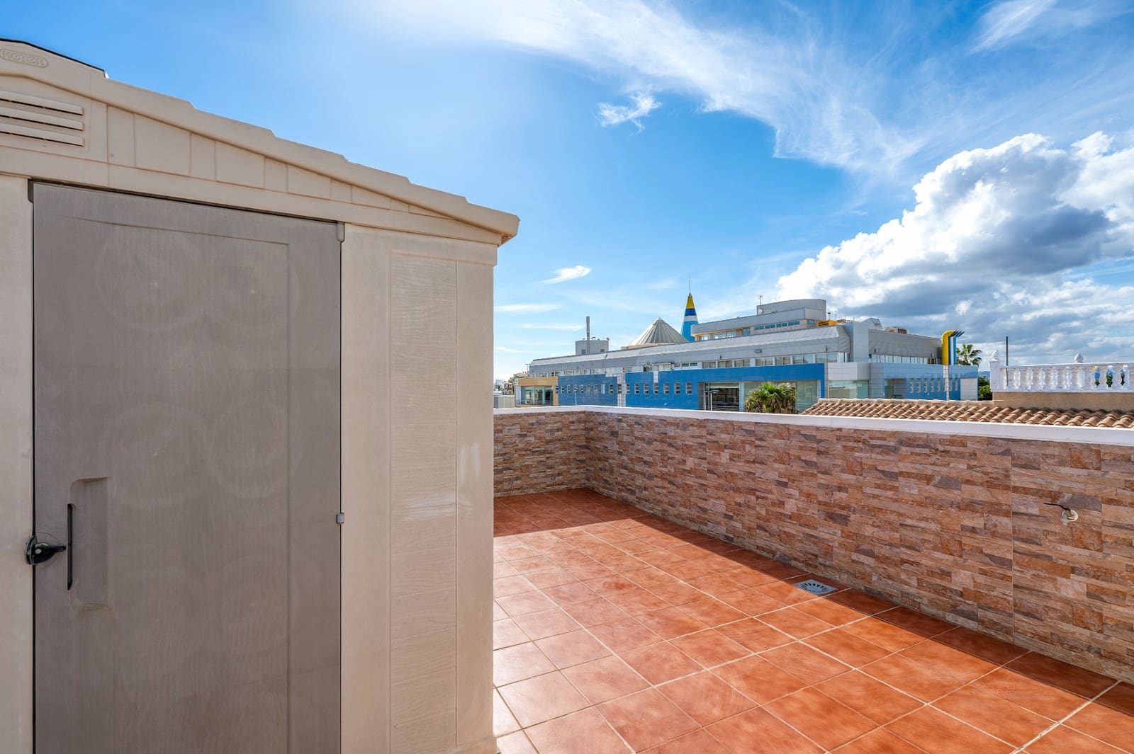 2 soverom Leilighet til salgs i Torrevieja med svømmebasseng - € 149 000 (Ref: 9819483)