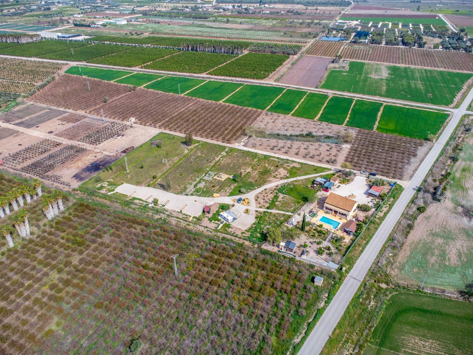 Finca/Casa Rural de 5 habitaciones en Crevillente / Crevillent en venta con piscina garaje - 750.000 € (Ref: 9819486)