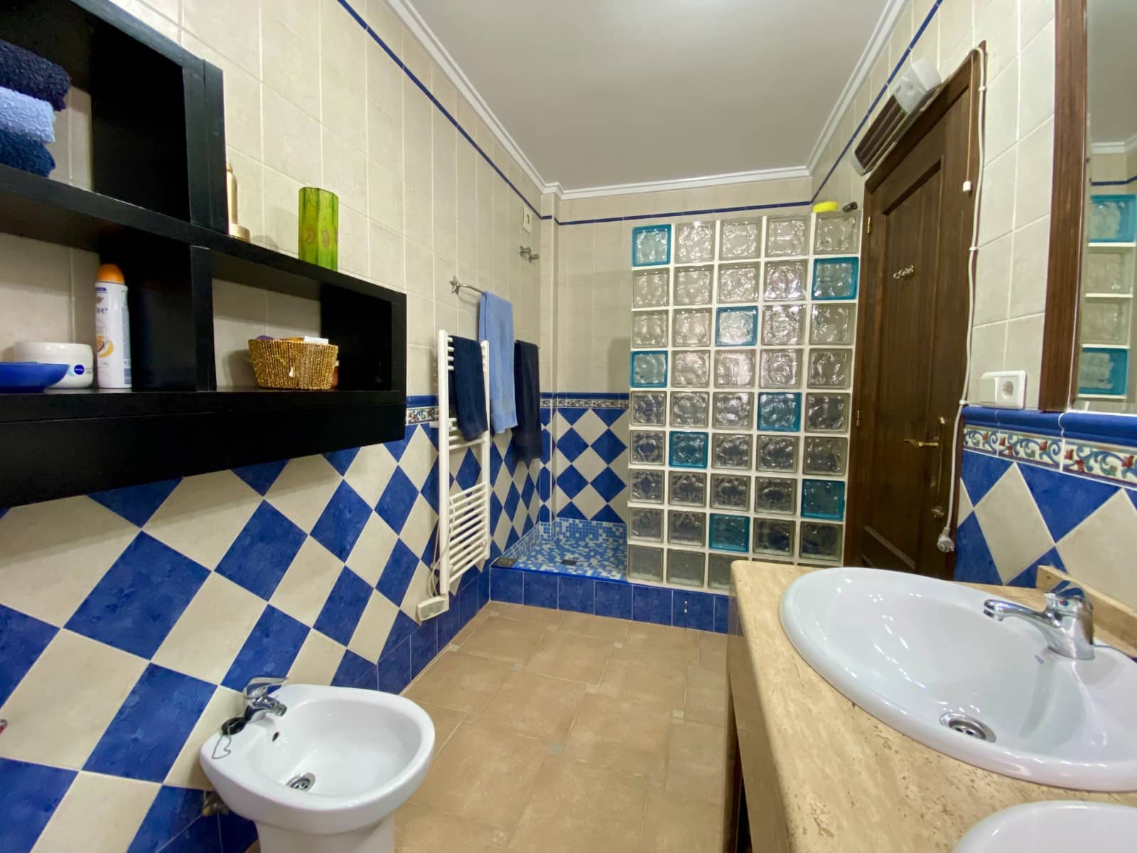 3 bedroom Villa for sale in Algorfa with pool garage - € 599,990 (Ref: 9819490)