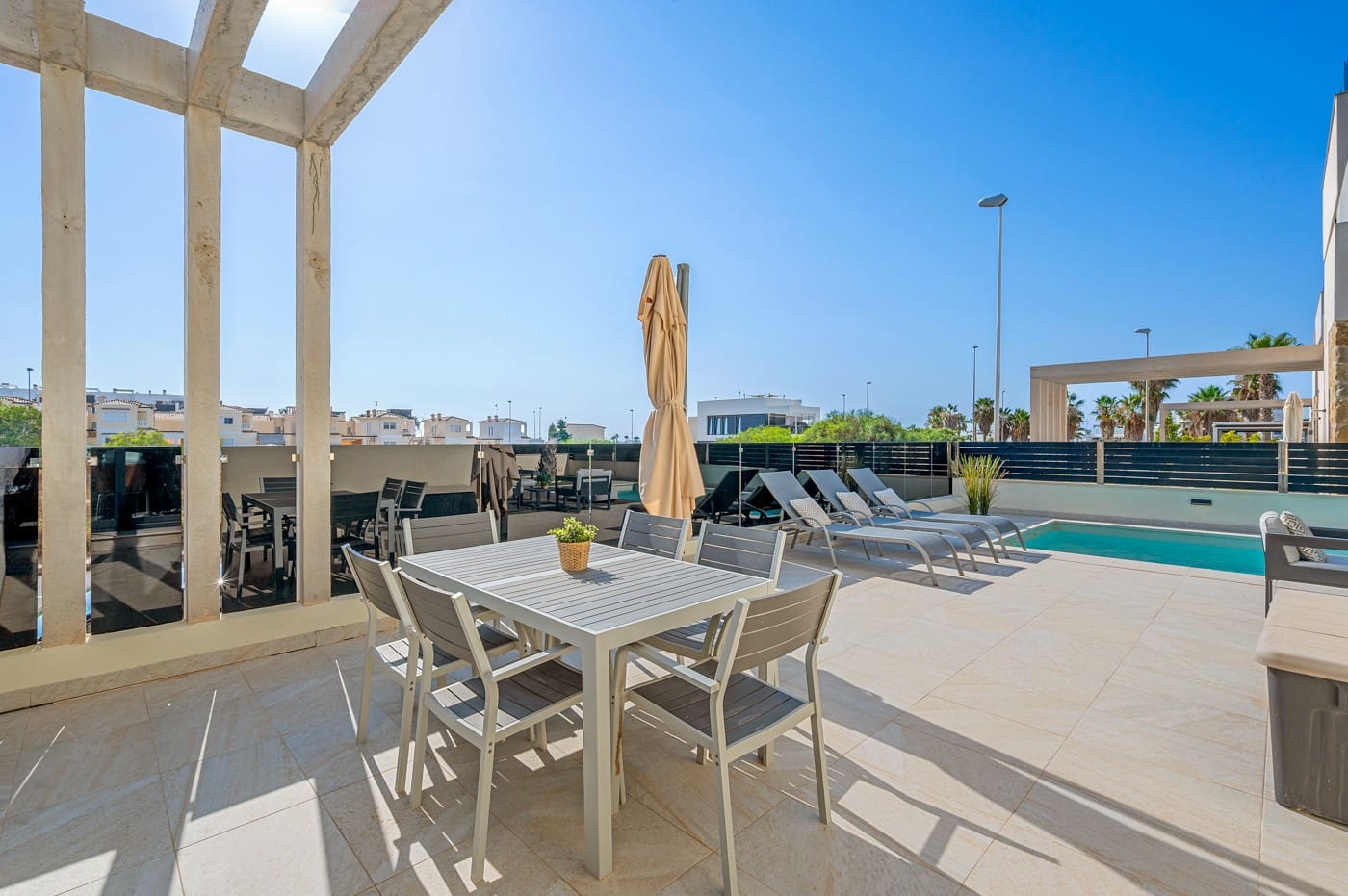 4 sovrum Villa till salu i Orihuela Costa med pool - 599 000 € (Ref: 9819494)