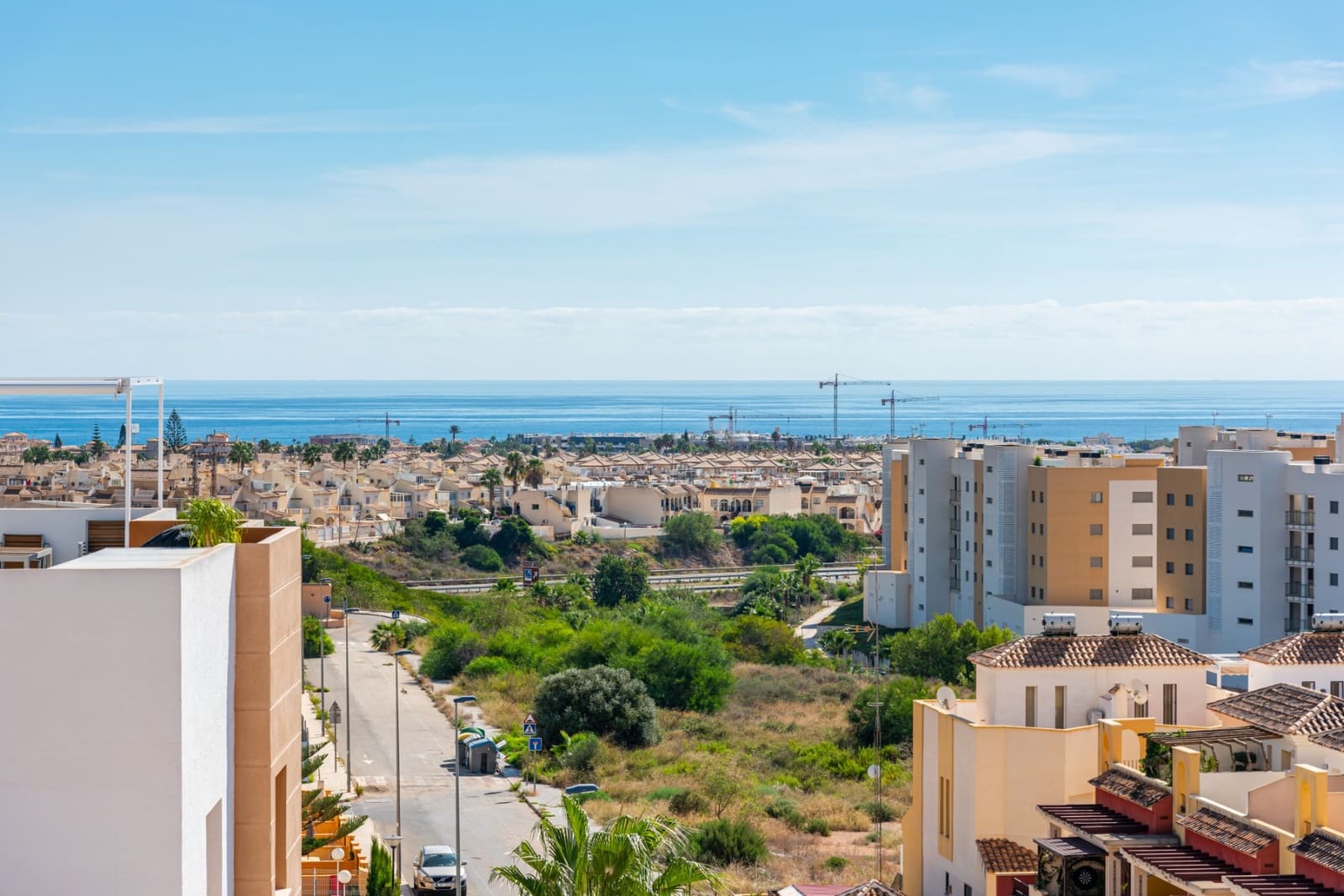 3 sovrum Lägenhet till salu i Orihuela Costa med pool - 450 000 € (Ref: 9819498)