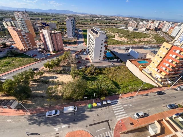 Area Edificabile in vendita in Puerto Deportivo, Guardamar del Segura - 790.000 € (Rif: 9819508)