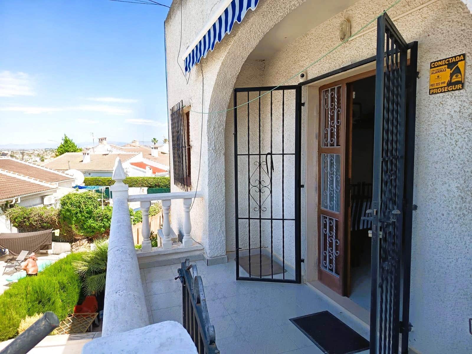 2 soveværelse Bungalow til salg i Torrevieja - € 102.950 (Ref: 9829435)