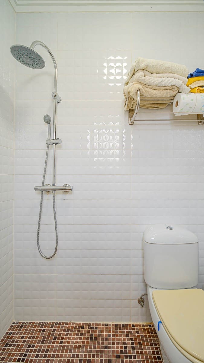 2 bedroom Villa for sale in Punta Prima - € 235,000 (Ref: 9832996)