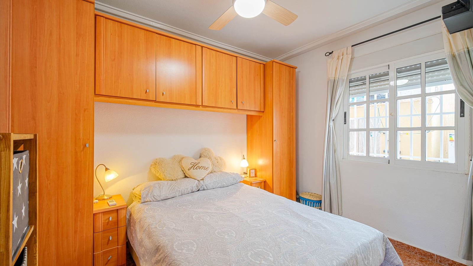 2 bedroom Villa for sale in Punta Prima - € 235,000 (Ref: 9832996)