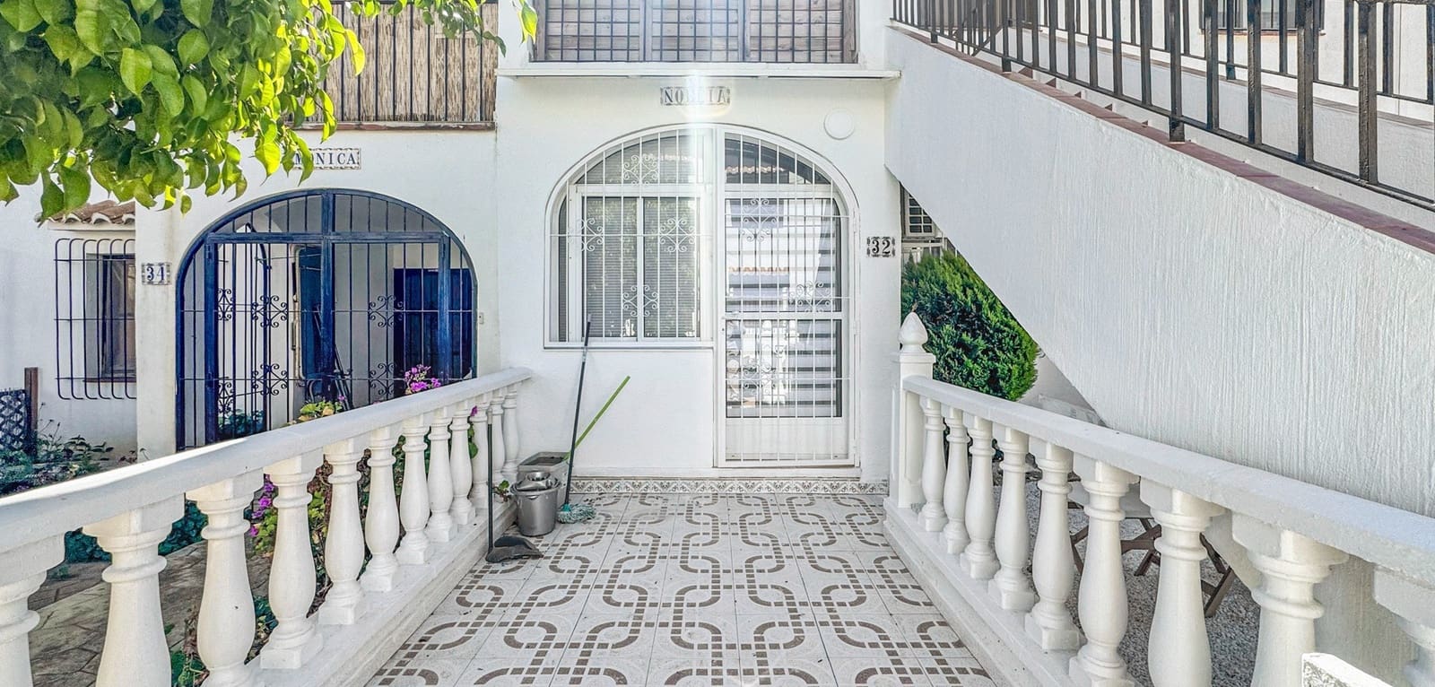 1 soveværelse Bungalow til salg i Torrevieja med swimmingpool - € 132.000 (Ref: 9834308)