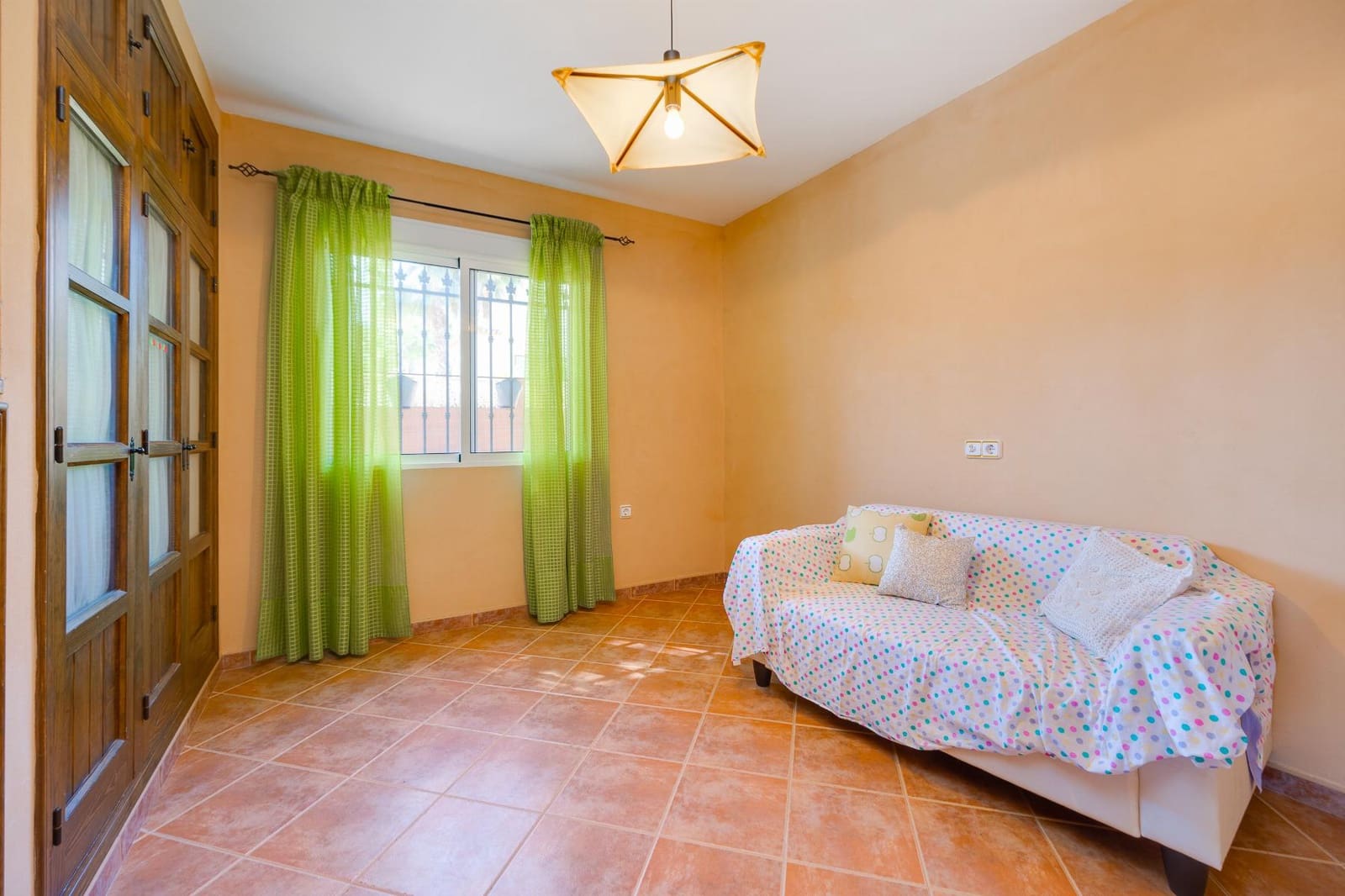 5 quarto Moradia para venda em San Miguel de Salinas com piscina garagem - 495 000 € (Ref: 9841900)
