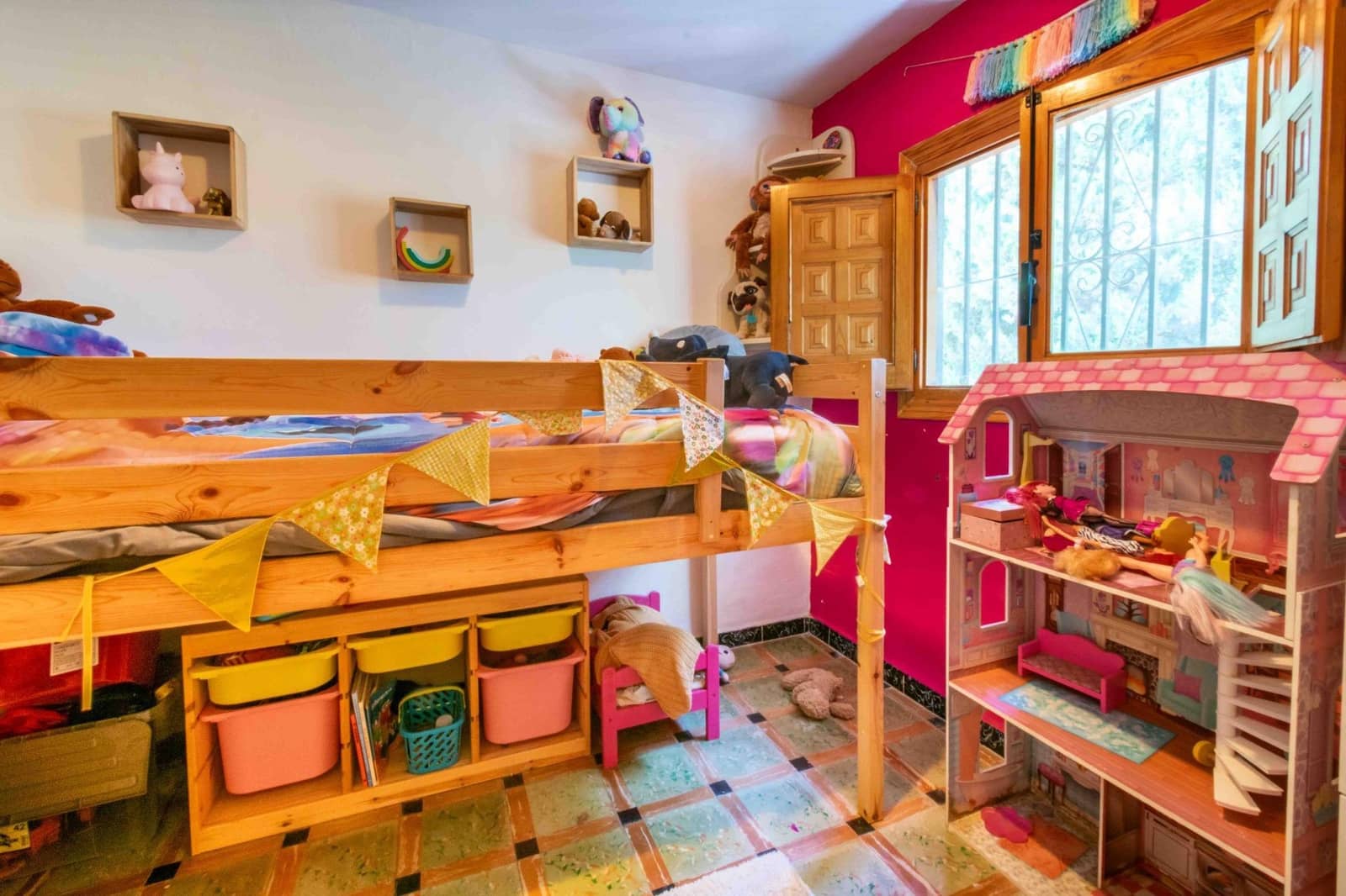 4 soveværelse Villa til salg i Alfaz del Pi / L'Alfas del Pi med swimmingpool - € 649.000 (Ref: 9843327)