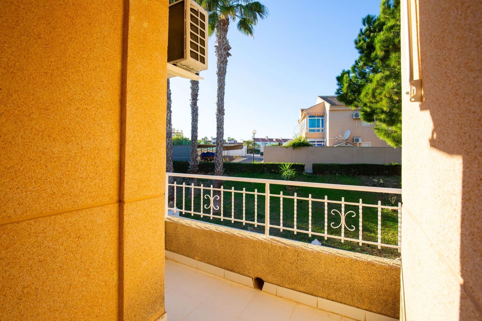 2 soverom Leilighet til salgs i Torrevieja med svømmebasseng - € 149 990 (Ref: 9843328)
