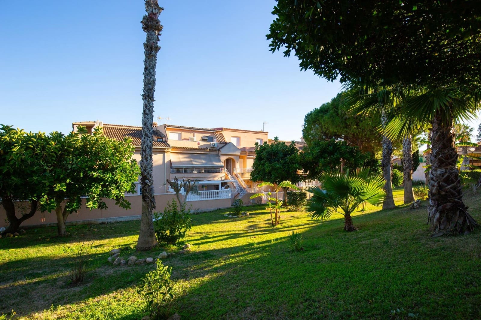 2 soverom Leilighet til salgs i Torrevieja med svømmebasseng - € 149 990 (Ref: 9843328)