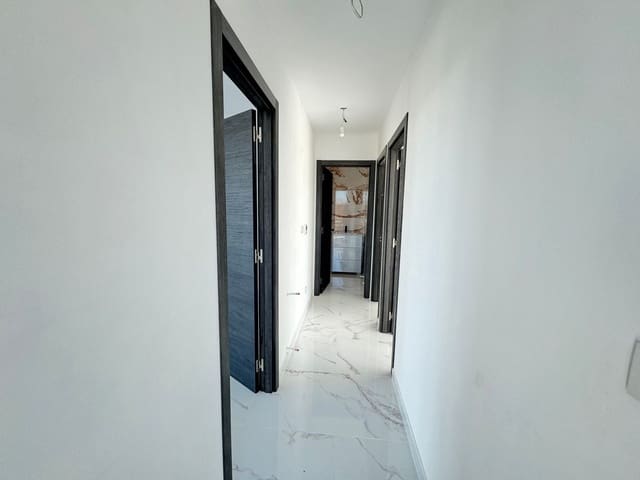 4 chambre Villa/Maison à vendre à Centro - Muelle Pesquero, Torrevieja avec piscine - 599 000 € (Ref: 9844286)