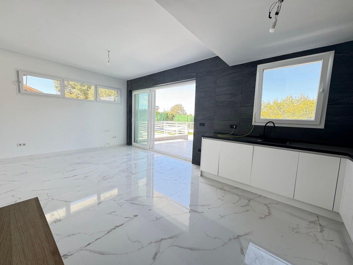 4 chambre Villa/Maison à vendre à Torrevieja avec piscine - 599 000 € (Ref: 9844286)