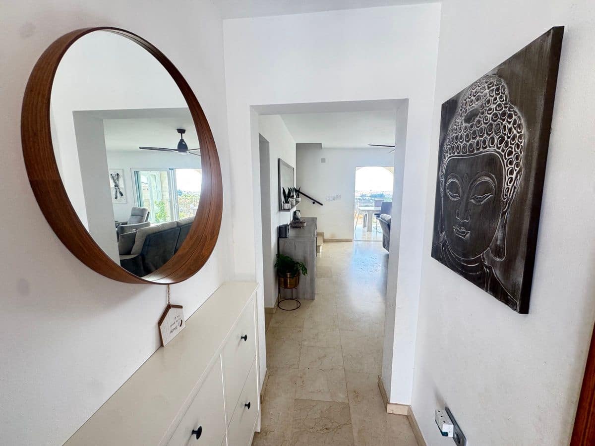 5 bedroom Villa for sale in San Miguel de Salinas - € 599,999 (Ref: 9844288)
