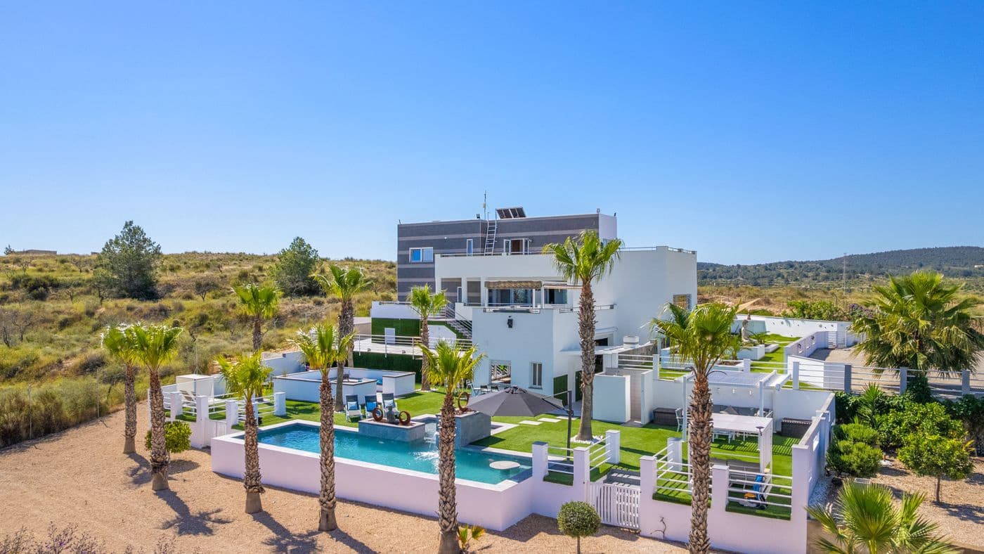 5 quarto Moradia para venda em Torremendo com piscina - 1 695 000 € (Ref: 9844289)