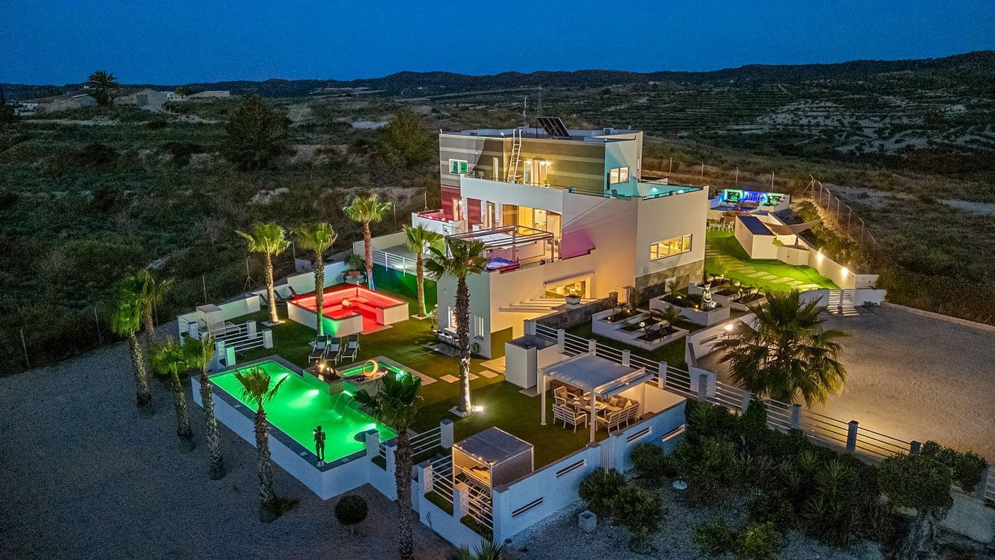 5 quarto Moradia para venda em Torremendo com piscina - 1 695 000 € (Ref: 9844289)