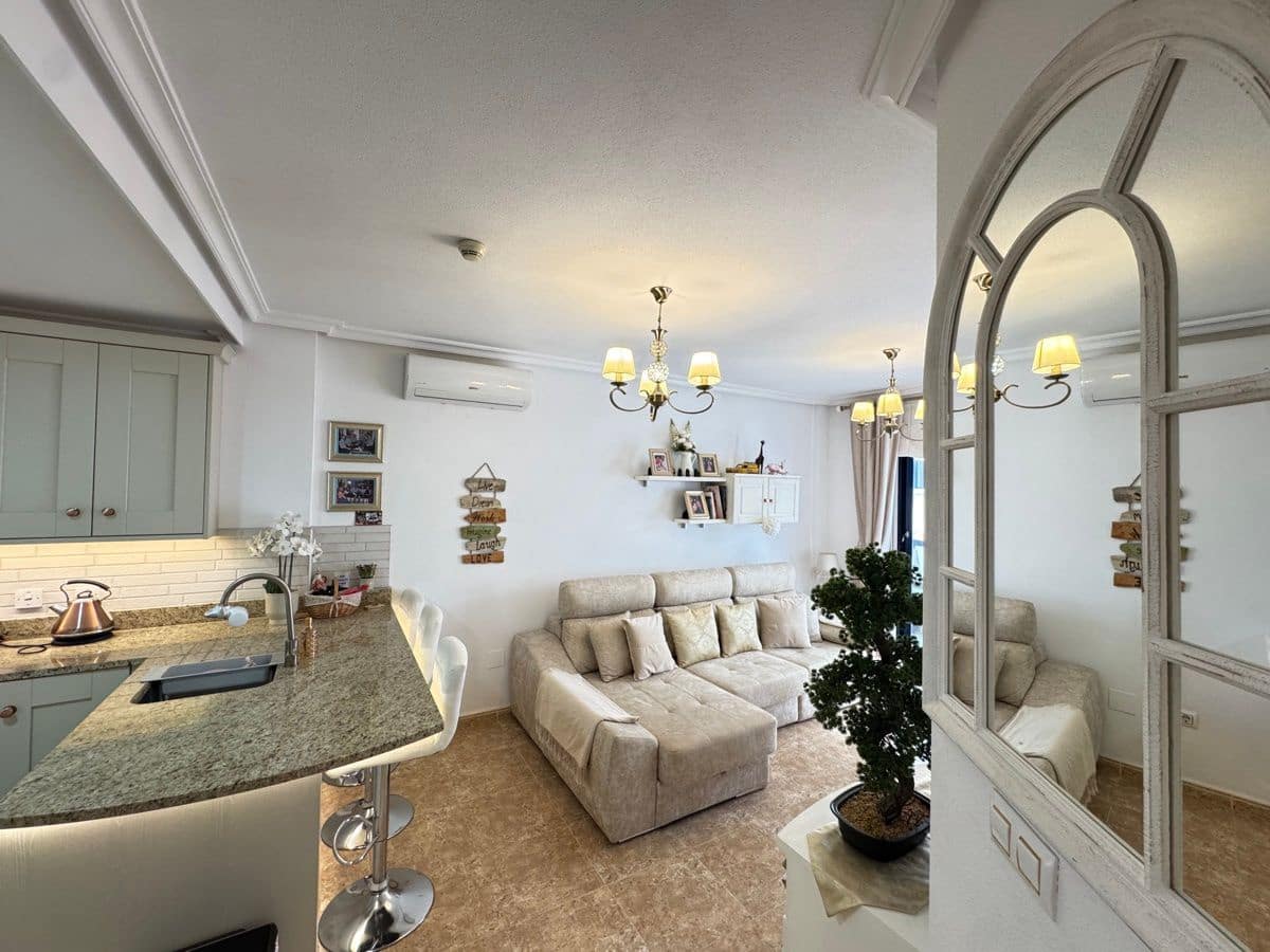 2 bedroom Apartment for sale in Cabo Roig with pool - € 189,995 (Ref: 9844291)