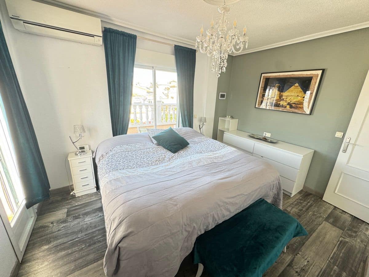 4 camera da letto Villa in vendita in Ciudad Quesada con piscina - 540.000 € (Rif: 9844294)