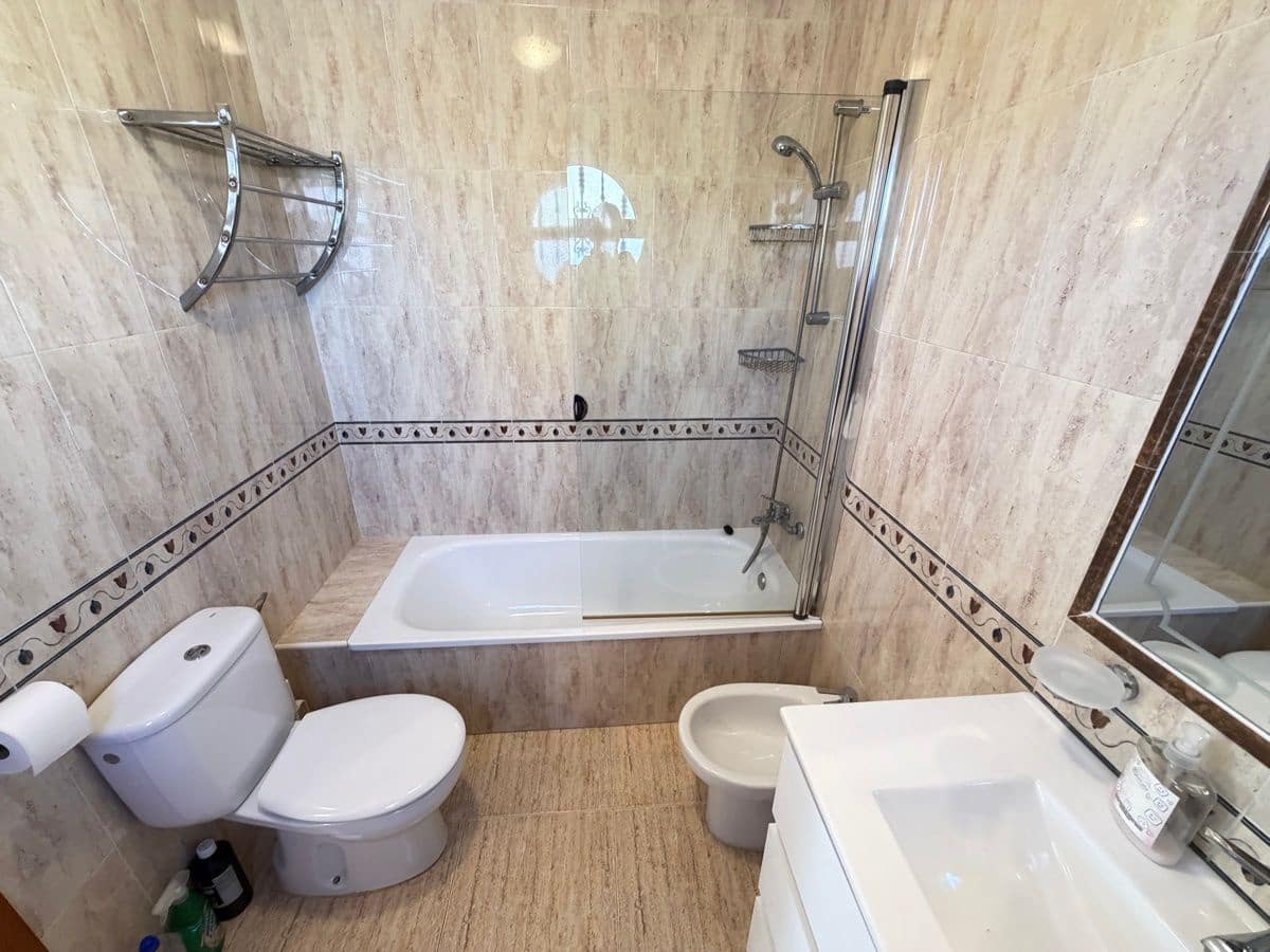 3 sypialnia Willa na sprzedaż w Villamartin z basenem - 375 000 € (Ref: 9844297)