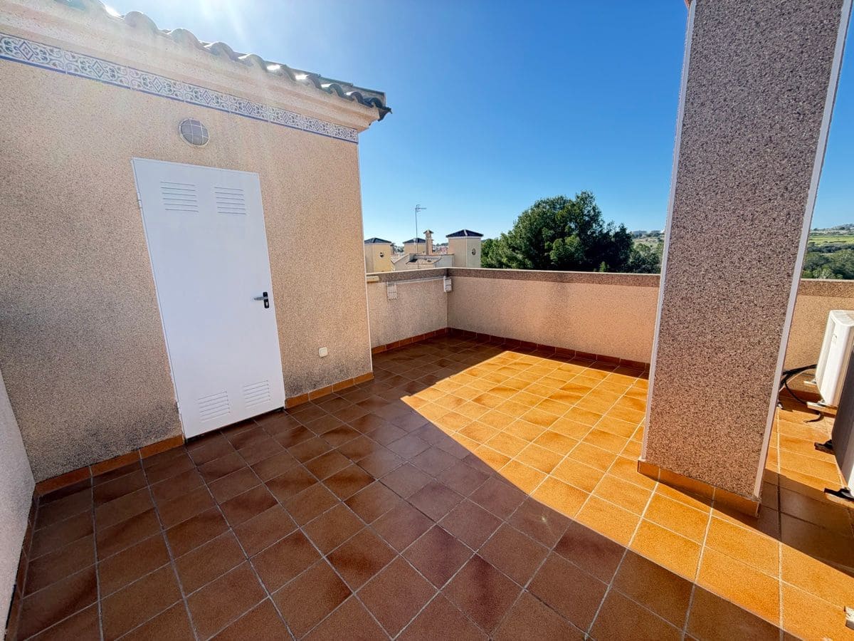 3 sypialnia Willa na sprzedaż w Villamartin z basenem - 375 000 € (Ref: 9844297)