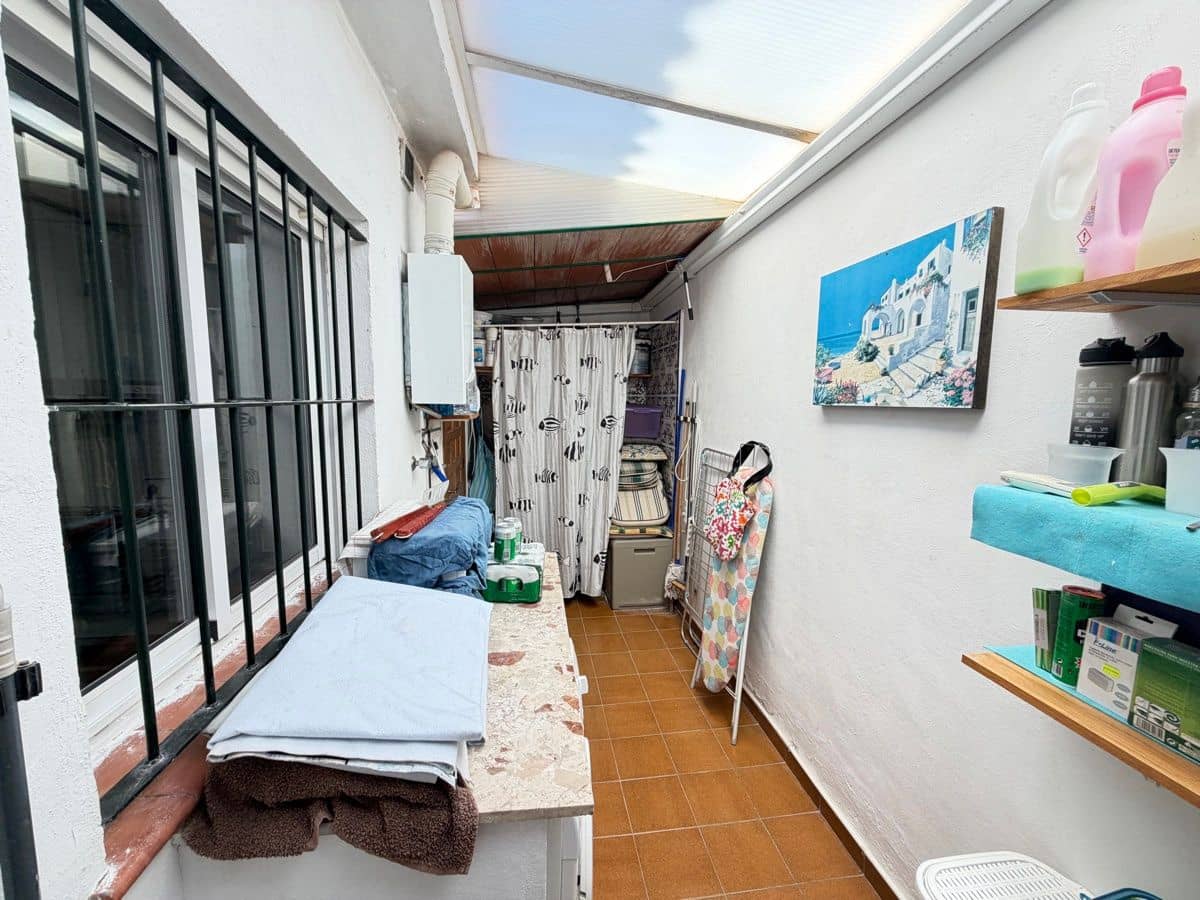 4 makuuhuone Bungalow myytävänä paikassa La Zenia mukana uima-altaan - 289 000 € (Ref: 9844299)