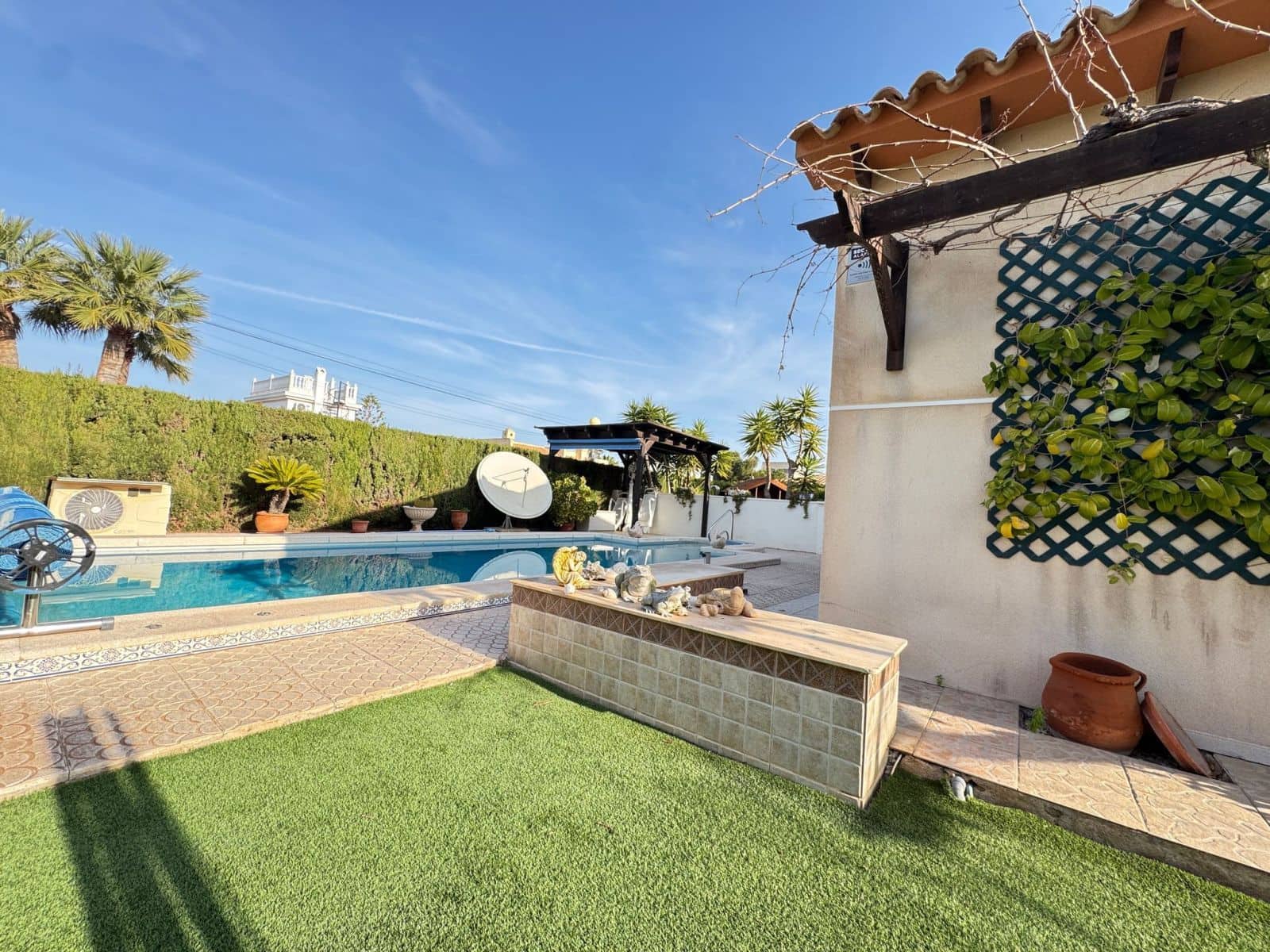 3 bedroom Villa for sale in Cabo Roig with pool - € 790,000 (Ref: 9844303)