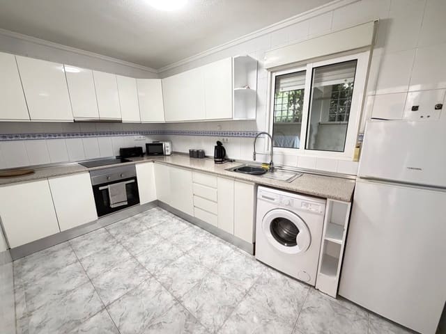 4 makuuhuone Huvila myytävänä paikassa Villamartin, Orihuela mukana uima-altaan - 385 000 € (Ref: 9844307)