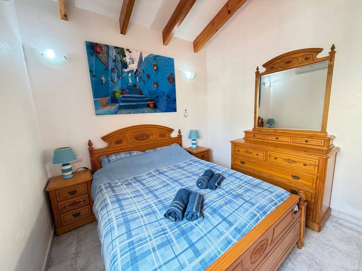4 bedroom Villa for sale in Villamartin with pool - € 385,000 (Ref: 9844307)