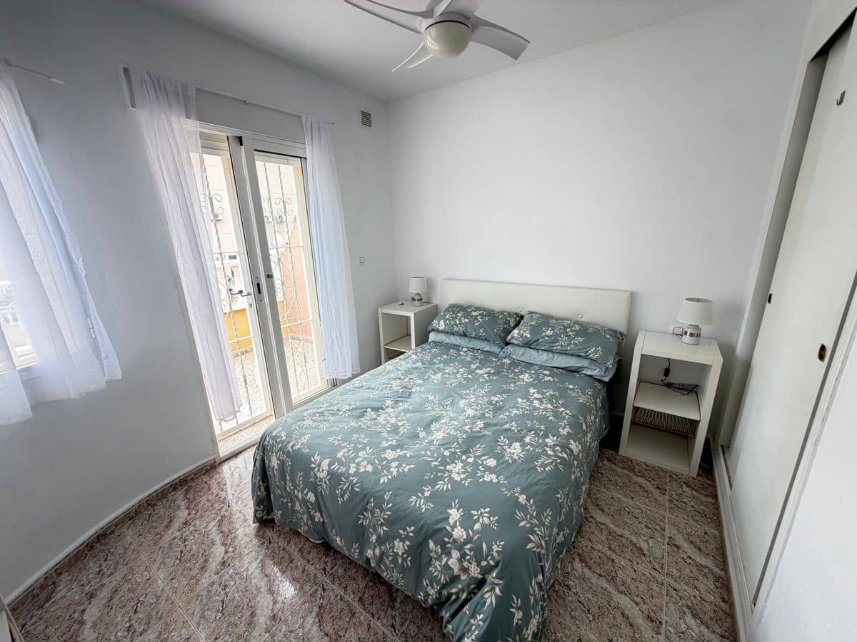 2 bedroom Townhouse for sale in Villamartin with pool - € 179,995 (Ref: 9844308)