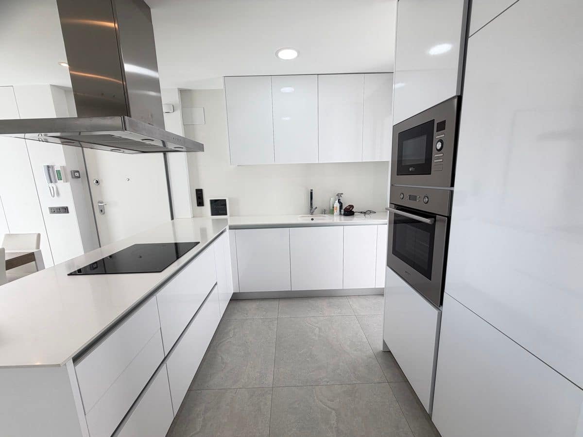 4 soveværelse Villa til salg i Villamartin med swimmingpool - € 570.000 (Ref: 9844310)