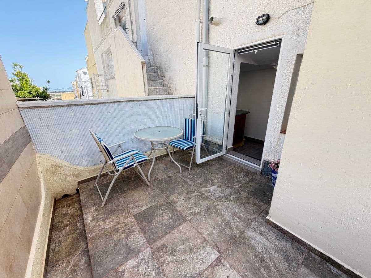 Bungalow de 2 habitaciones en San Miguel de Salinas en venta - 156.950 € (Ref: 9844314)