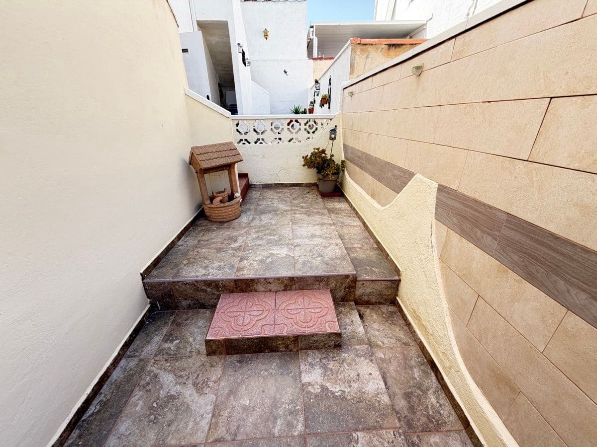 Bungalow de 2 habitaciones en San Miguel de Salinas en venta - 156.950 € (Ref: 9844314)