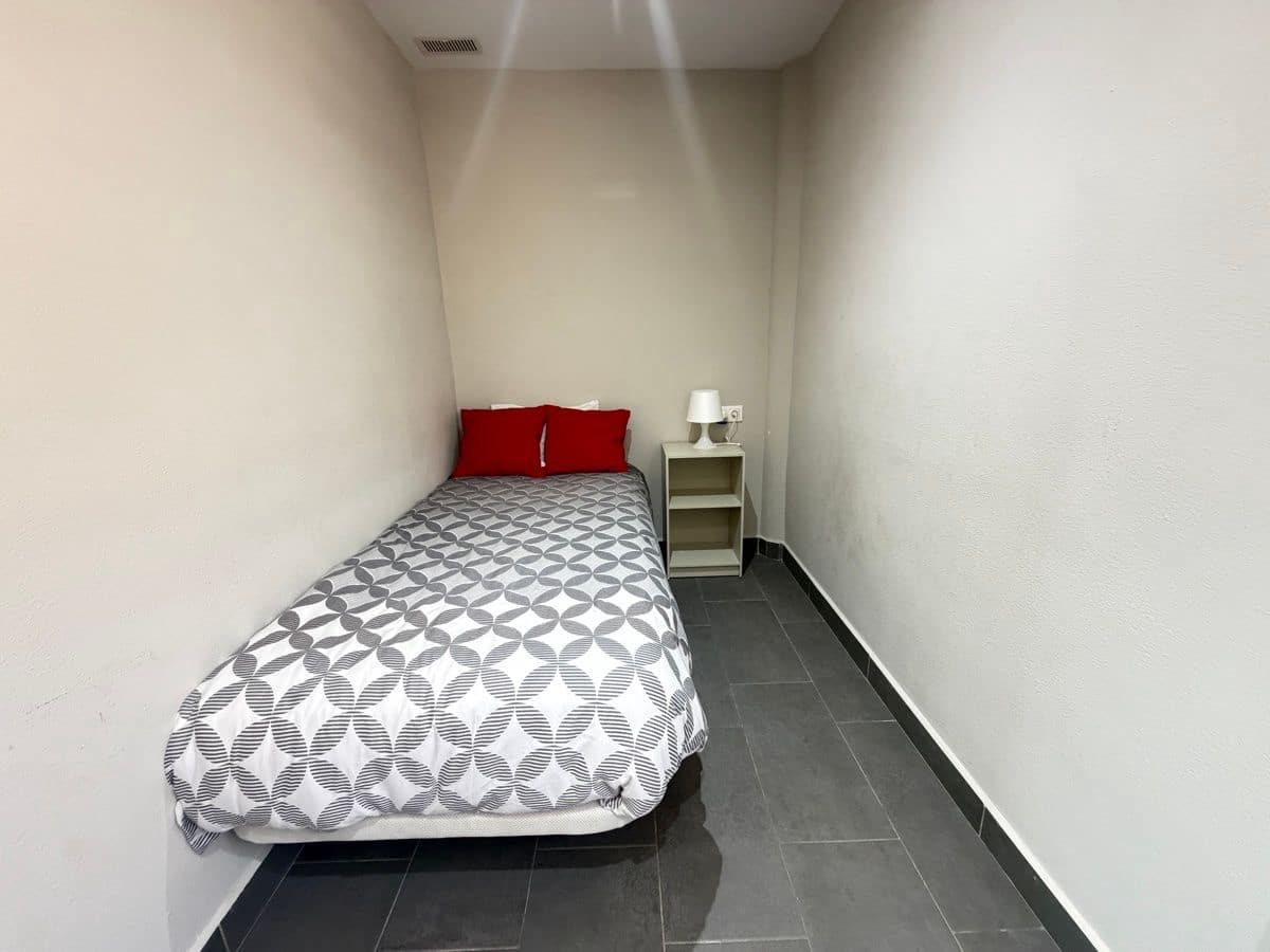 3 quarto Moradia para venda em Villamartin com piscina - 260 000 € (Ref: 9844316)