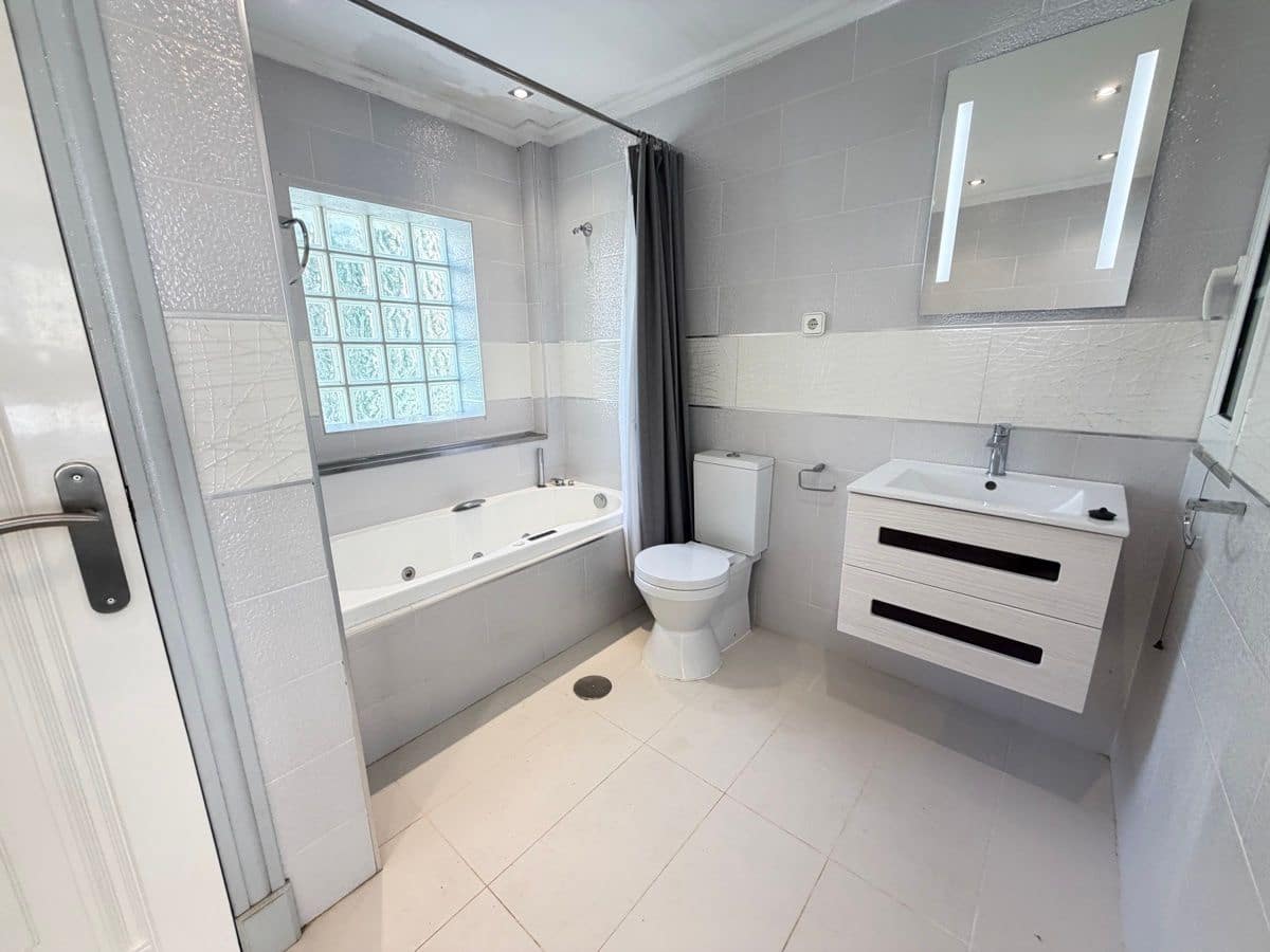 4 soverom Villa til salgs i Las Ramblas Golf med svømmebasseng - € 349 995 (Ref: 9845065)