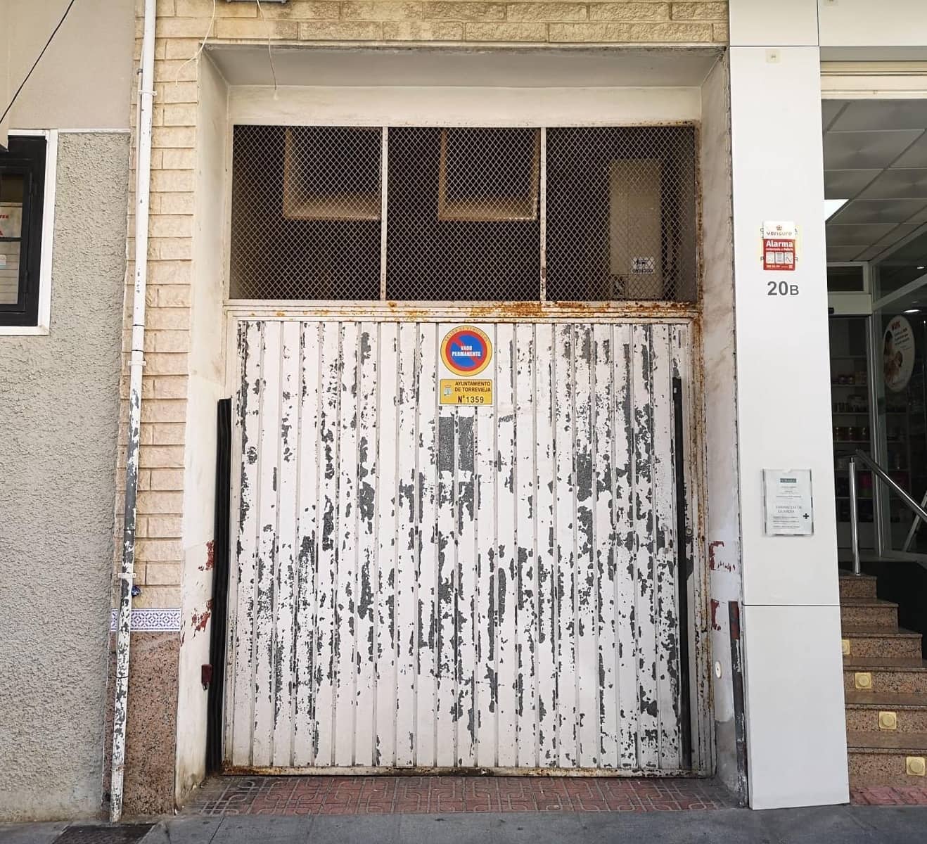 Garage til salg i Torrevieja - € 9.900 (Ref: 9851643)