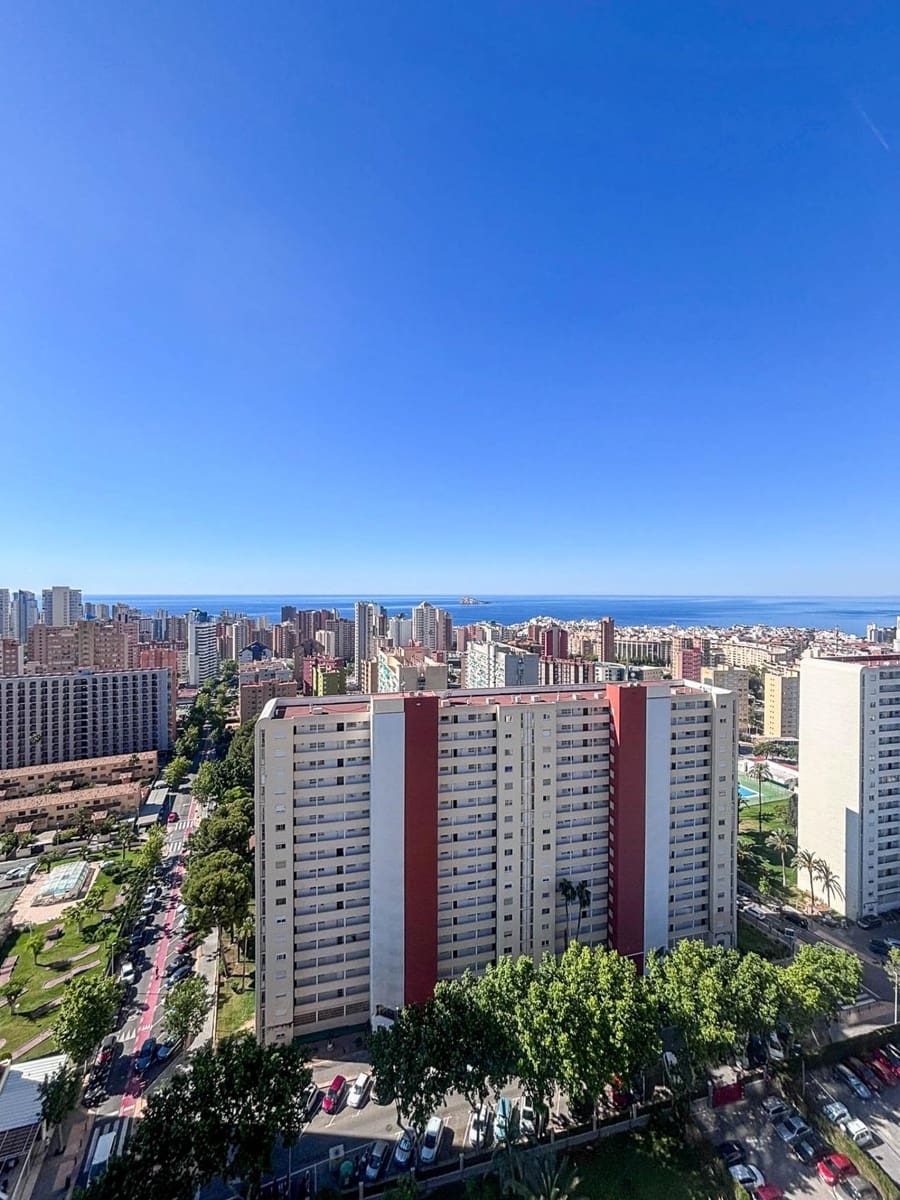 2 soveværelse Lejlighed til salg i Benidorm med swimmingpool - € 275.000 (Ref: 9855920)