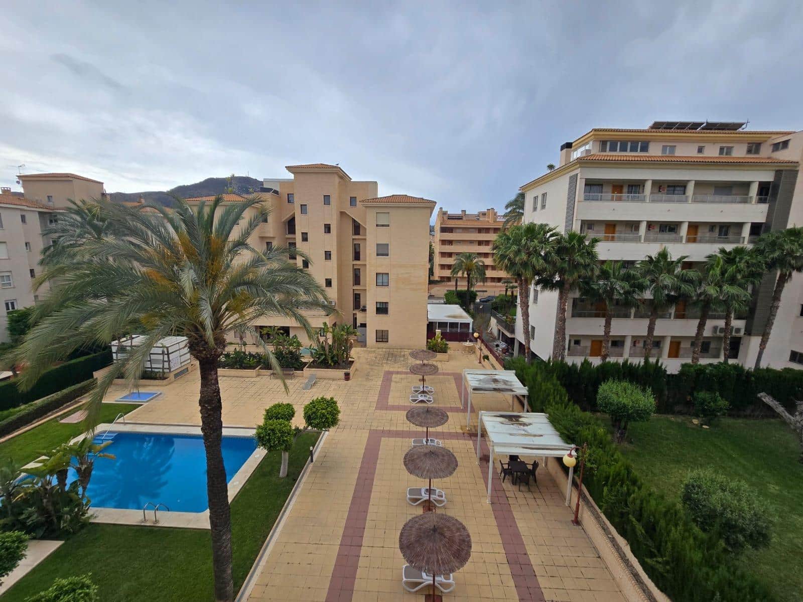 1 bedroom Apartment for rent in Alfaz del Pi / L'Alfas del Pi with pool - € 1,350 (Ref: 9855921)