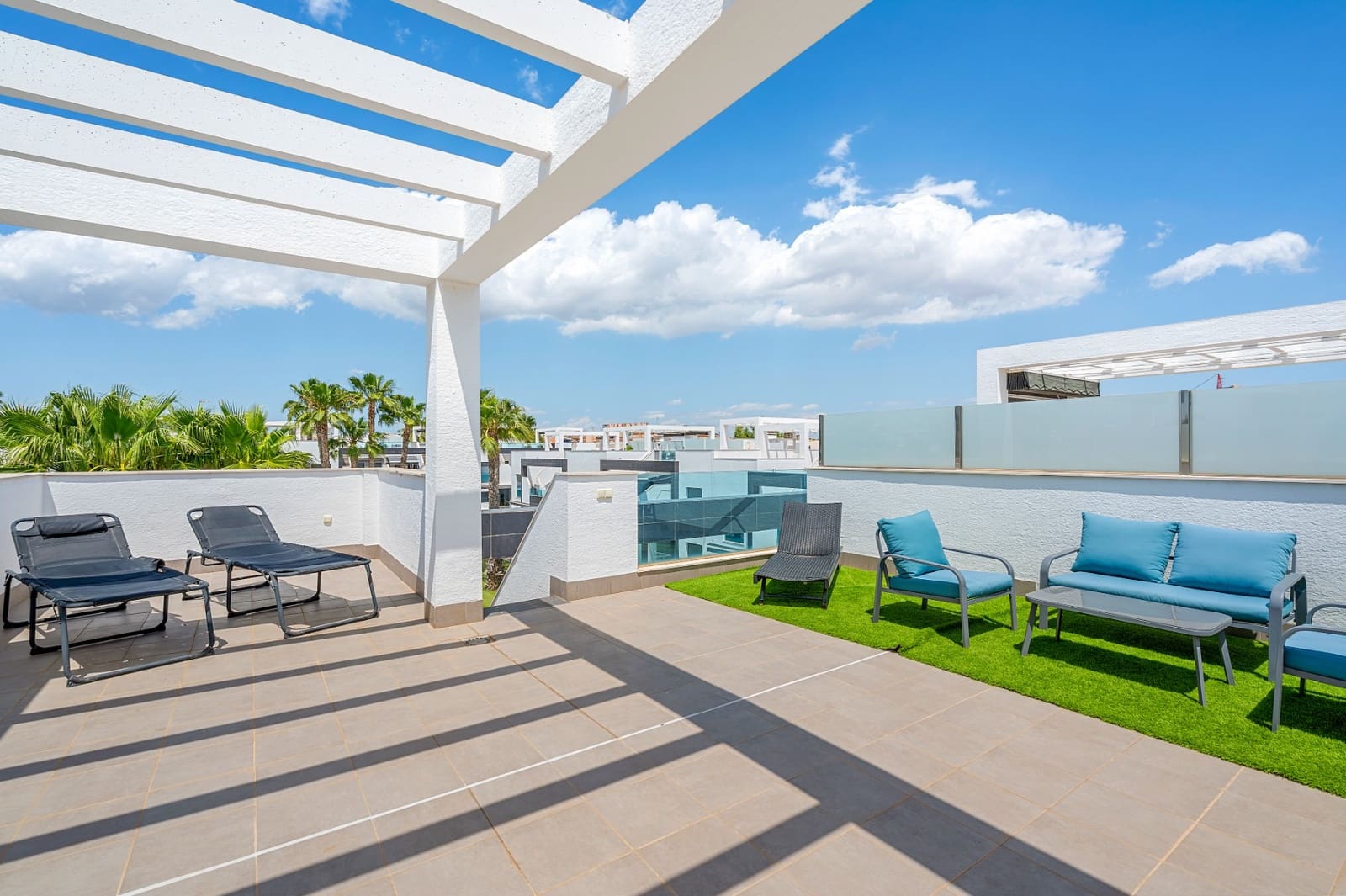 2 Zimmer Apartment zu verkaufen in Orihuela Costa mit Pool - 339.000 € (Ref: 9858822)