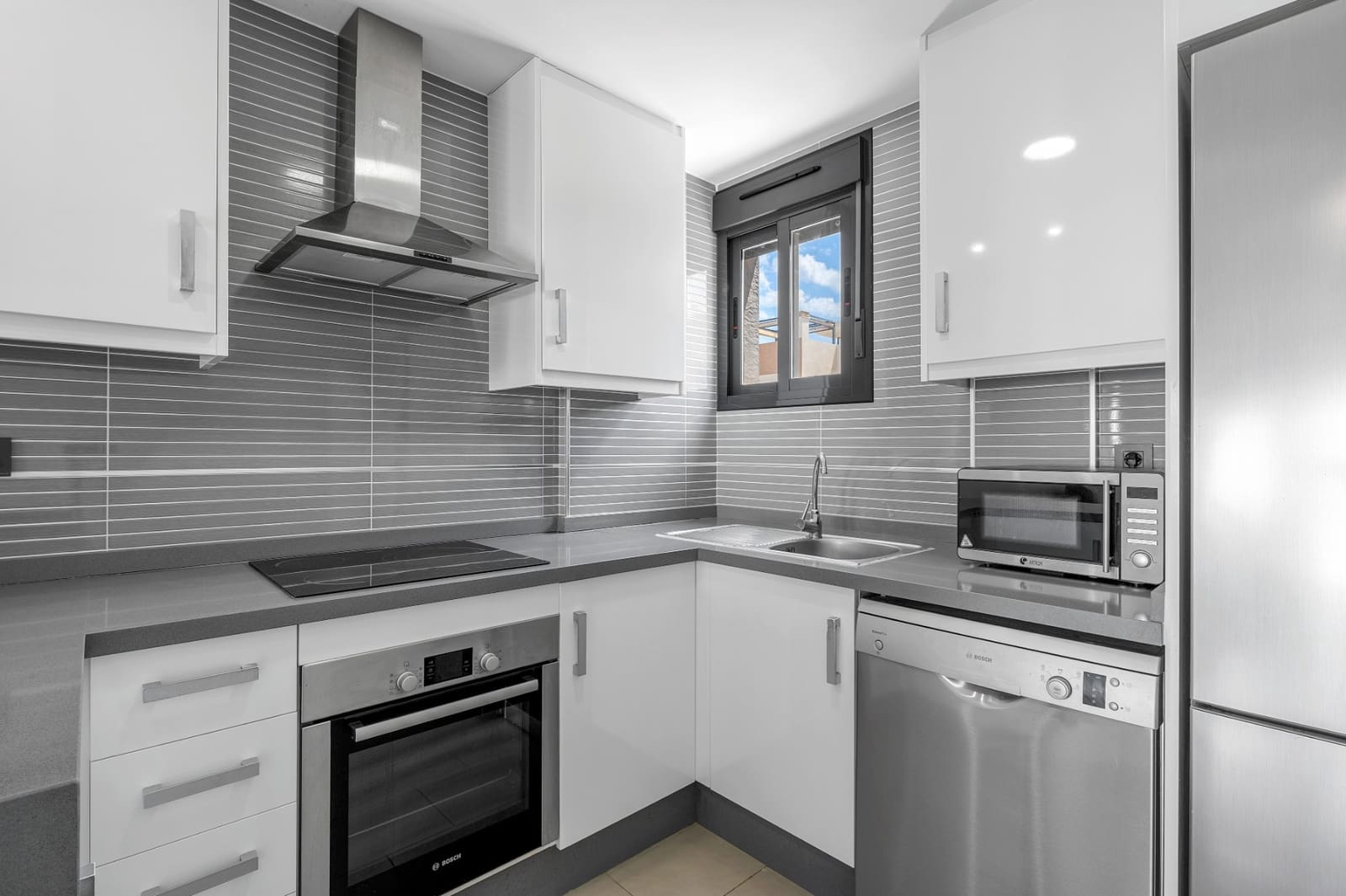 2 Zimmer Apartment zu verkaufen in Orihuela Costa mit Pool - 339.000 € (Ref: 9858822)