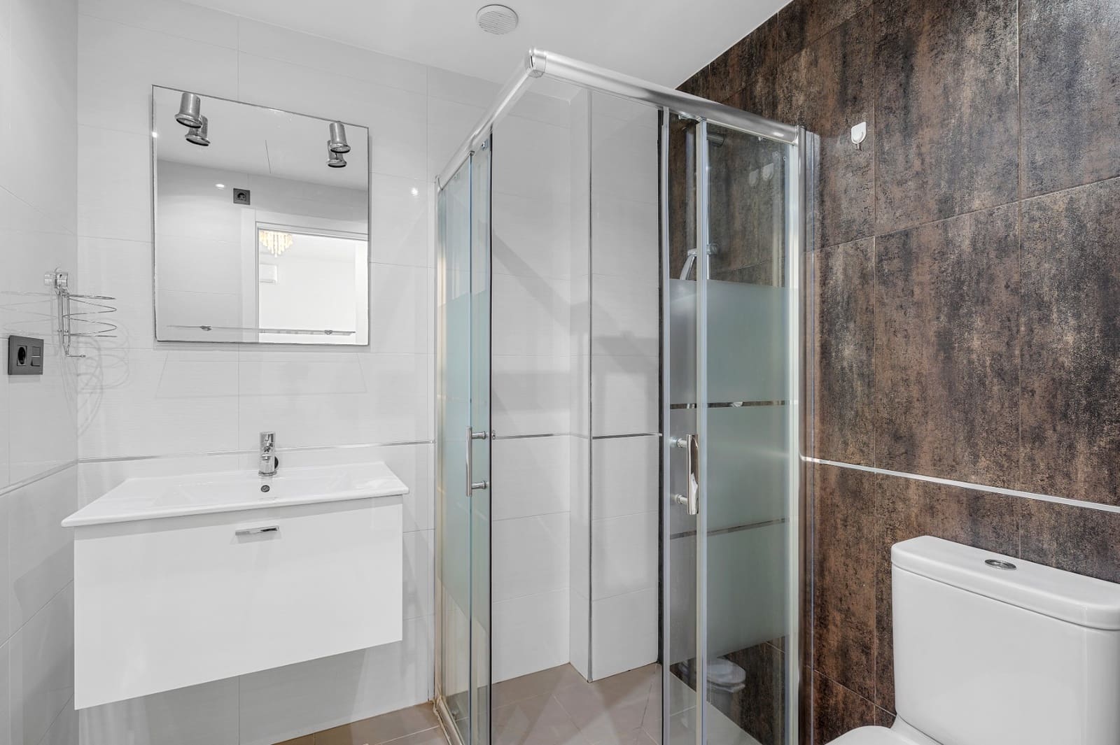 2 Zimmer Apartment zu verkaufen in Orihuela Costa mit Pool - 339.000 € (Ref: 9858822)