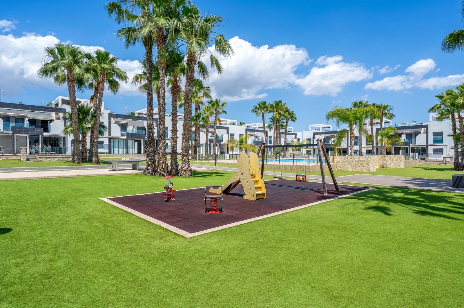 2 Zimmer Apartment zu verkaufen in Orihuela Costa mit Pool - 339.000 € (Ref: 9858822)