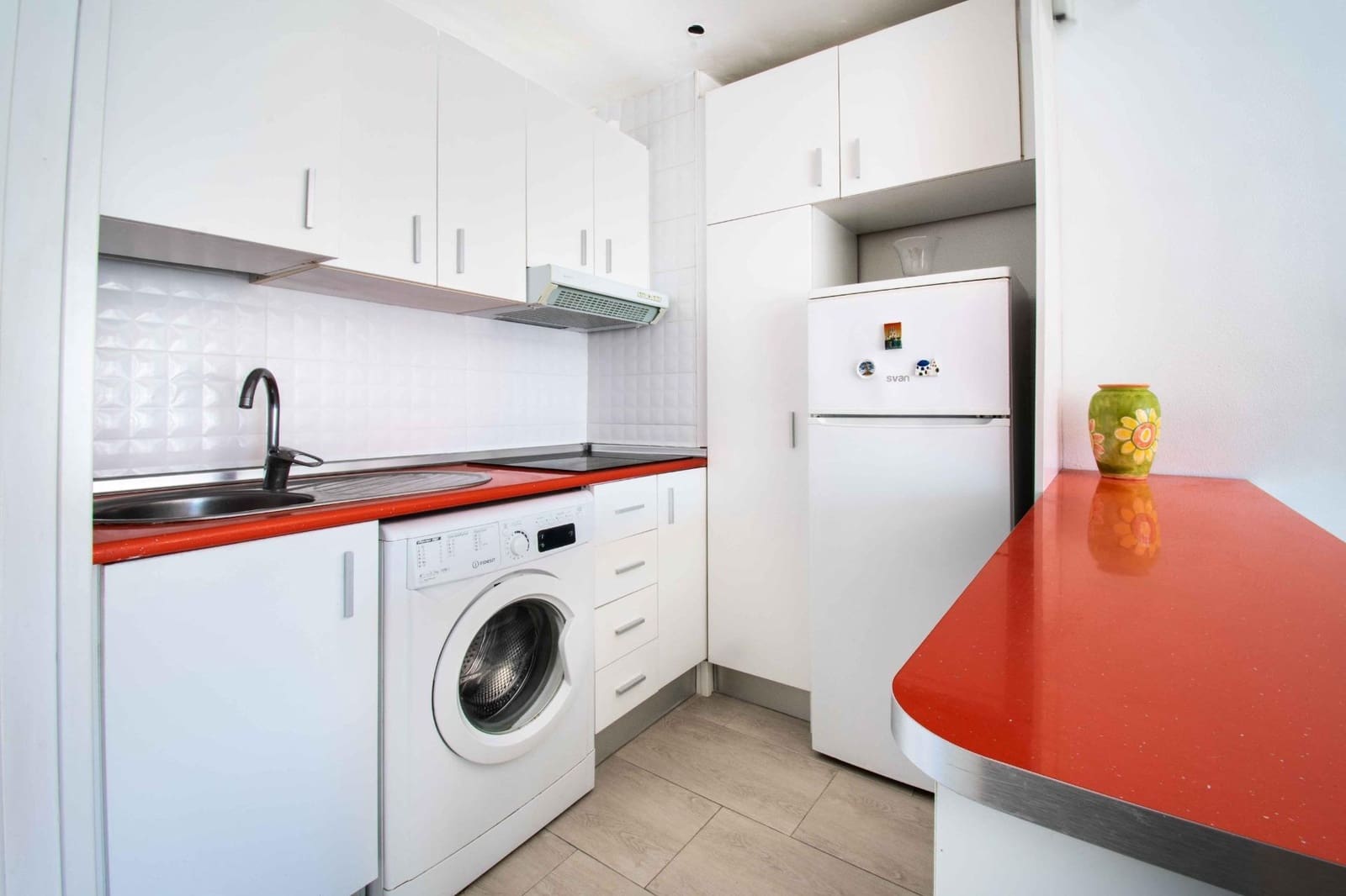 1 Zimmer Apartment zu verkaufen in Benidorm mit Pool - 223.000 € (Ref: 9859928)