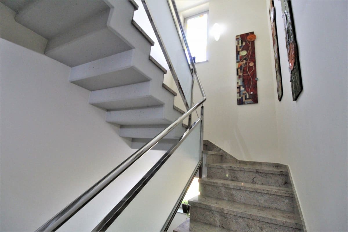 5 soverom Villa til salgs i Murcia by med svømmebasseng garasje - € 899 000 (Ref: 9860739)