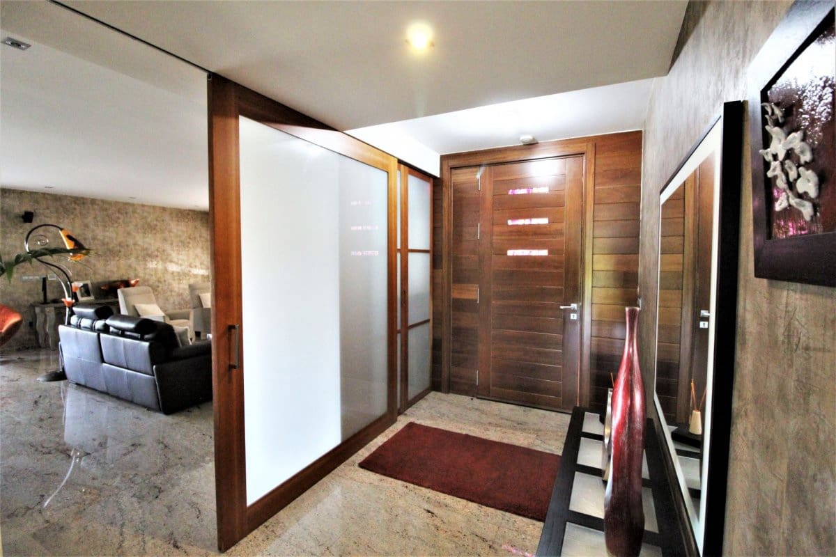 5 soverom Villa til salgs i Murcia by med svømmebasseng garasje - € 899 000 (Ref: 9860739)