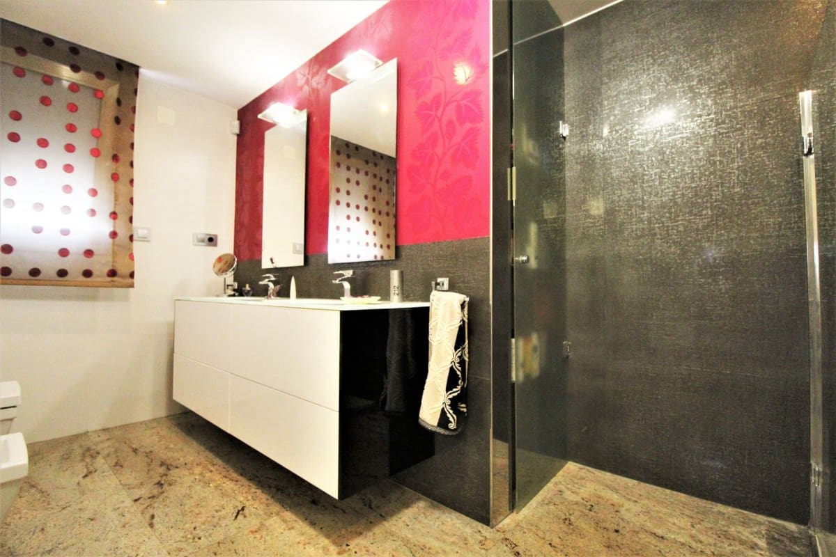 5 soverom Villa til salgs i Murcia by med svømmebasseng garasje - € 899 000 (Ref: 9860739)
