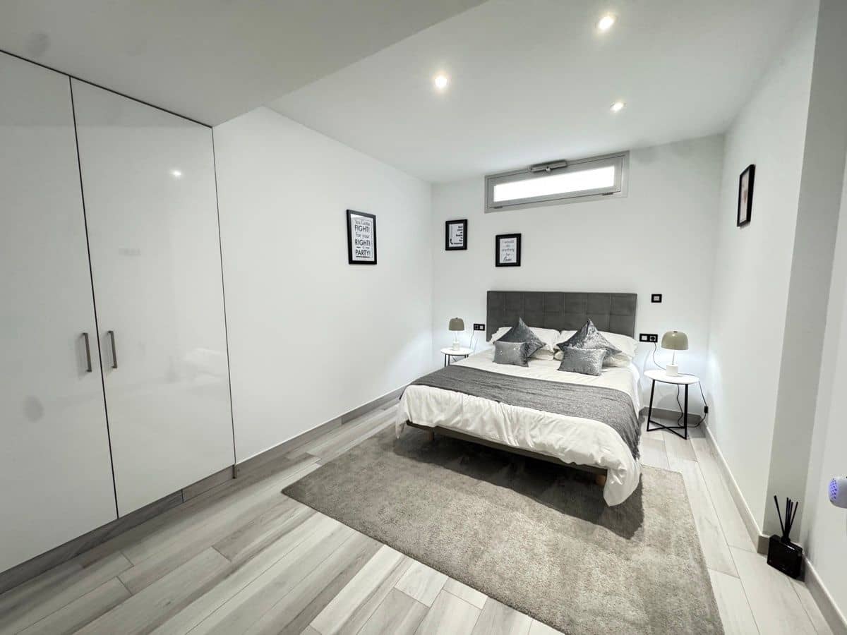 4 soveværelse Villa til salg i Dehesa de Campoamor med swimmingpool - € 619.995 (Ref: 9862108)