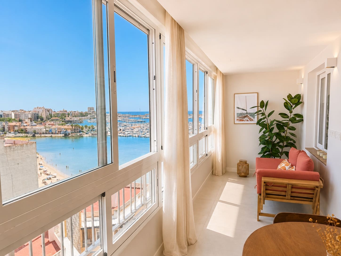 3 bedroom Apartment for rent in Torrevieja with pool - € 1,800 (Ref: 9863697)