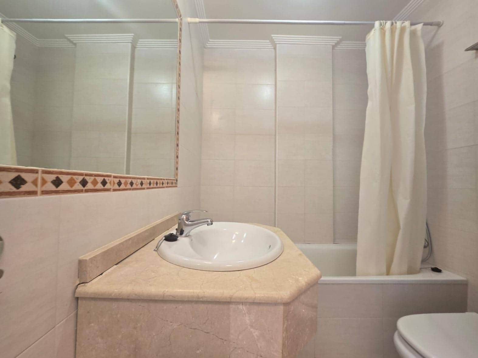 2 quarto Penthouse para venda em Torrevieja com piscina - 258 150 € (Ref: 9865981)