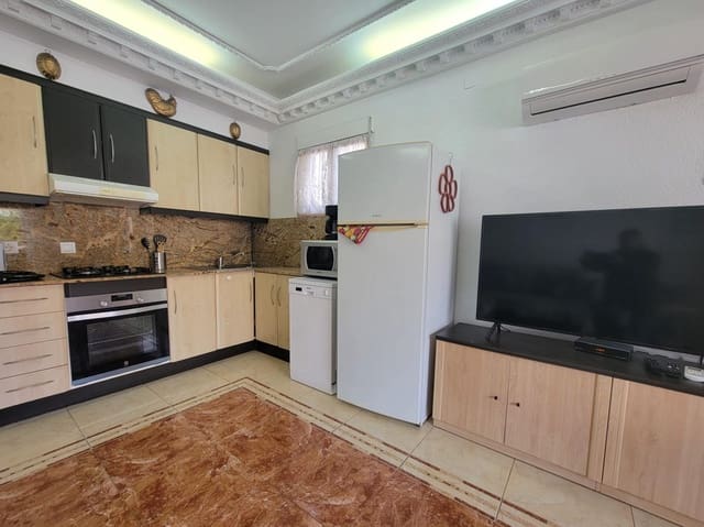 2 makuuhuone Omakotitalo myytävänä paikassa El Chaparral, Torrevieja - 138 000 € (Ref: 9865982)